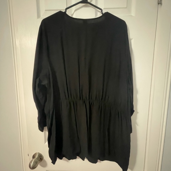 Wrap Top from Old Navy - Picture 5 of 6